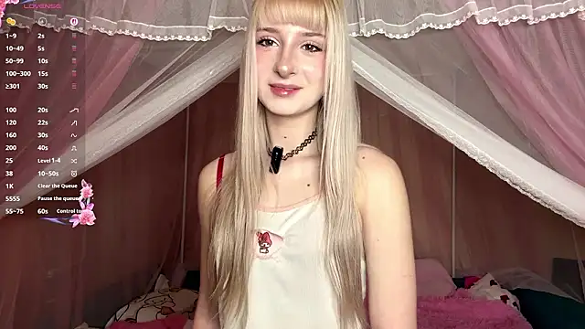 OnlyEva1 online show from 03/19/26, 09:09