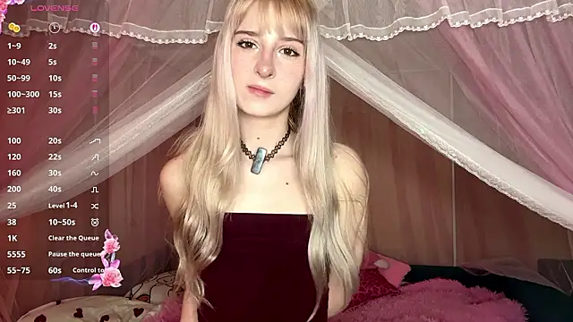 OnlyEva1 online show from 03/29/26, 09:22