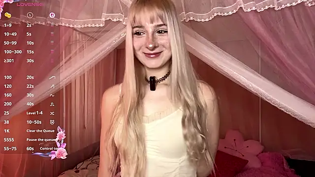 OnlyEva1 online show from 03/26/26, 07:06