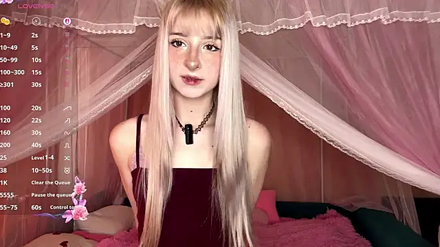 OnlyEva1 online show from 04/03/26, 07:26