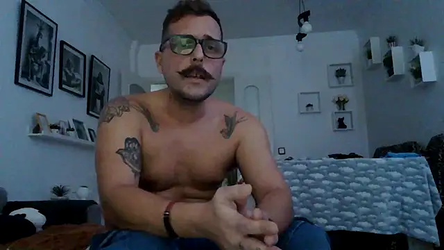 yanick931 online show from 04/22/26, 03:41