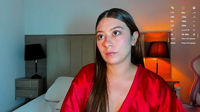Snapshot of alejarosee chatting on 07/22/26, 01:07 alejarosee online show from 07/22/26, 01:07