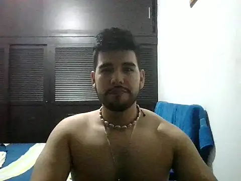 LatinBeardCali online show from 04/02/26, 11:33