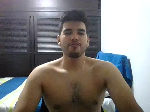 LatinBeardCali online show from 04/07/26, 08:32