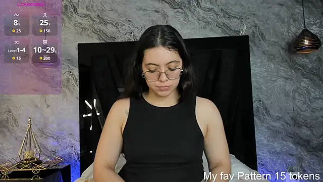 Snapshot of lilith_rosse6 chatting on 03/25/26, 01:32 lilith rosse6 online show from 03/25/26, 01:32