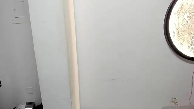 Wolf Kitty online show from 04/14/26, 11:26