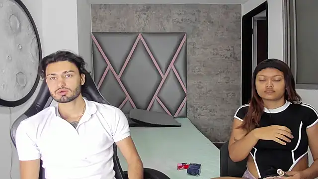 Wolf Kitty online show from 04/04/26, 11:17