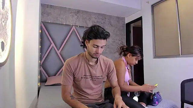 Wolf Kitty online show from 04/11/26, 11:36