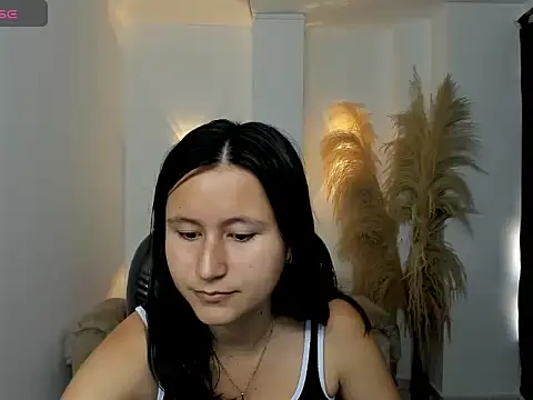 isabella grace18 online show from 04/22/26, 12:56