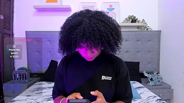 Snapshot of axel_colling1 chatting on 03/26/26, 09:24 axel colling1 online show from 03/26/26, 09:24