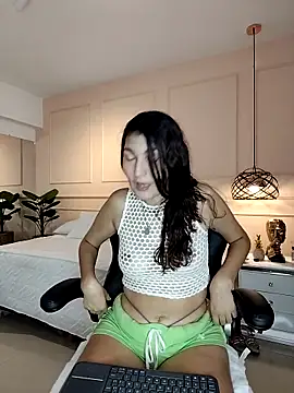 LUCI    online show from 03/19/26, 07:14