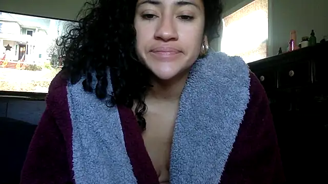 Snapshot of LatinaLoka chatting on 03/29/26, 03:46 LatinaLoka online show from 03/29/26, 03:46