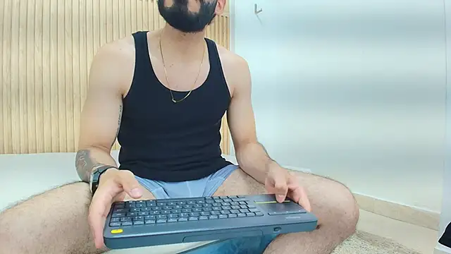 JEAN LEWIS2 online show from 03/24/26, 08:09