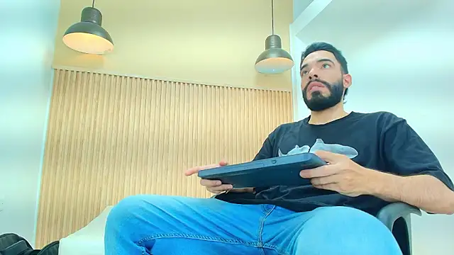 JEAN LEWIS2 online show from 03/14/26, 07:42