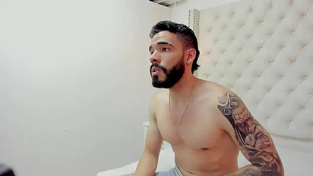 JEAN LEWIS2 online show from 04/10/26, 07:32