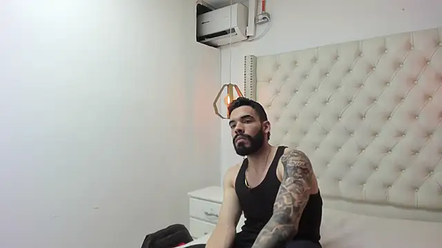 JEAN LEWIS2 online show from 04/13/26, 08:13