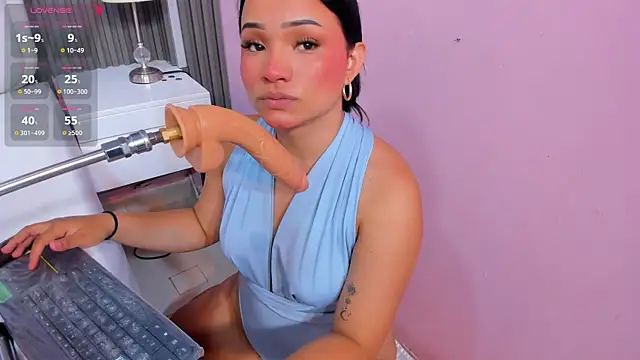 lia sucker online show from 07/10/26, 03:39