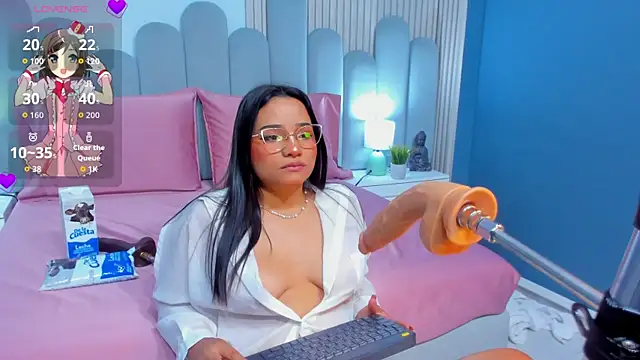 Snapshot of lia_sucker chatting on 04/05/26, 03:13 lia sucker online show from 04/05/26, 03:13