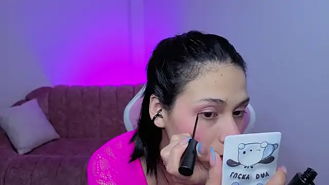 Snapshot of miss__madison chatting on 04/14/26, 09:31 miss madison online show from 04/14/26, 09:31