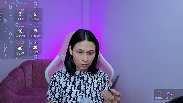 Snapshot of miss__madison chatting on 03/30/26, 09:27 miss madison online show from 03/30/26, 09:27