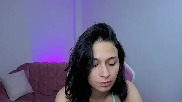 Snapshot of miss__madison chatting on 04/15/26, 08:53 miss madison online show from 04/15/26, 08:53