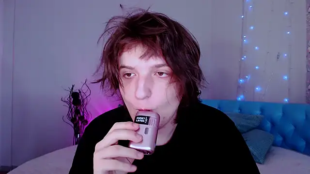 delalex online show from 04/10/26, 09:38