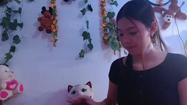 Draculaura X online show from 05/03/26, 01:55