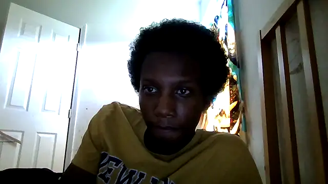 zacharyandrews778 online show from 05/26/26, 09:46