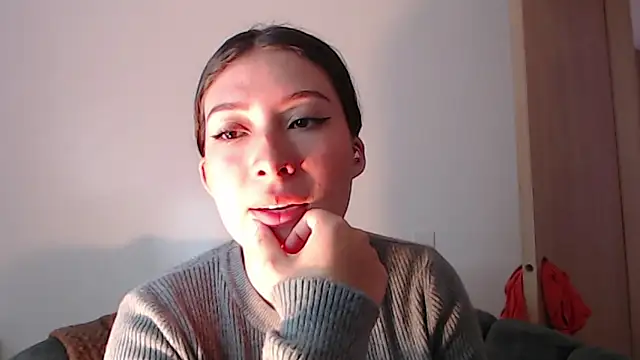 ivonny- online show from 03/19/26, 09:15