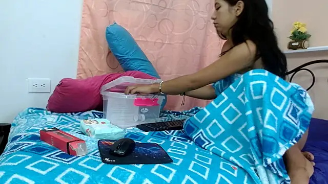 erikaskinny18 online show from 03/16/26, 02:10