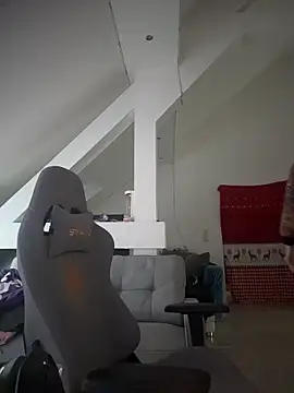 nomercy0807 online show from 04/05/26, 04:24