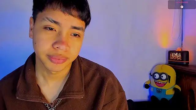 Lee Colee online show from 04/02/26, 01:24