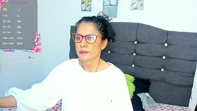 Antonella Rizzo01 online show from 06/09/26, 10:55
