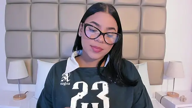 lilly williamss online show from 05/14/26, 03:03