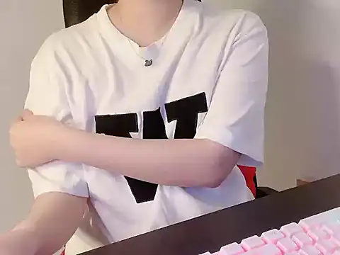 hunhun122 online show from 05/10/26, 04:53