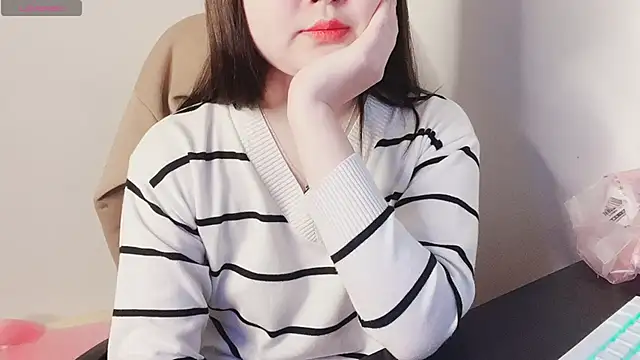 hunhun122 online show from 03/13/26, 04:34