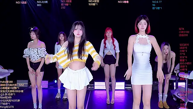 Snapshot of prettygirls-001 chatting on 04/12/26, 05:44 prettygirls-001 online show from 04/12/26, 05:44