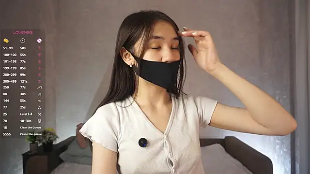 CherrylLlams online show from 04/12/26, 05:49