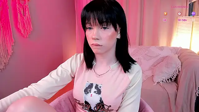 lisa sunny  online show from 05/08/26, 04:33