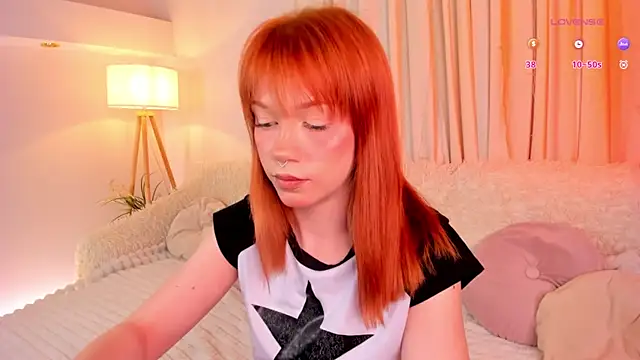 Snapshot of lisa_sunny_ chatting on 03/19/26, 10:21 lisa sunny online show from 03/19/26, 10:21