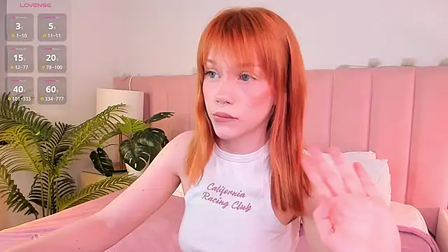 Snapshot of lisa_sunny_ chatting on 03/22/26, 10:33 lisa sunny online show from 03/22/26, 10:33