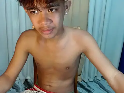 Snapshot of boynextdoorjosh chatting on 04/12/26, 10:57 boynextdoorjosh online show from 04/12/26, 10:57