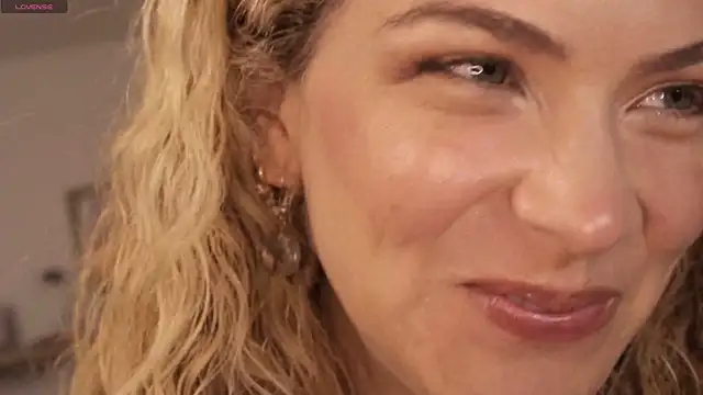  Velora online show from 04/02/26, 02:30