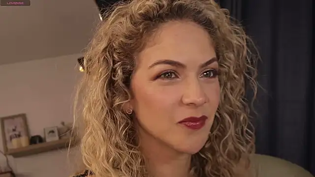  Velora online show from 03/25/26, 02:44