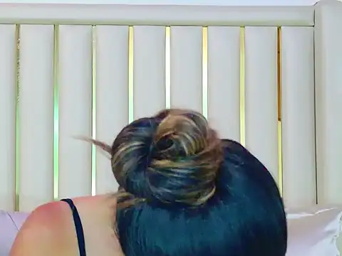 AnnieDesire online show from 04/16/26, 02:18