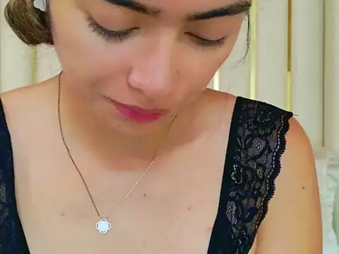 AnnieDesire online show from 04/28/26, 02:32