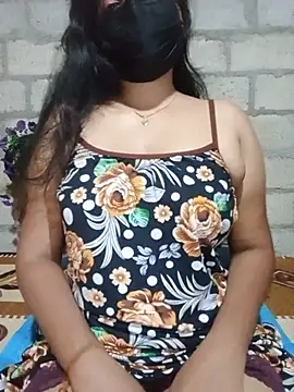 Snapshot of SLNISHU chatting on 07/10/26, 08:53 SLNISHU online show from 07/10/26, 08:53