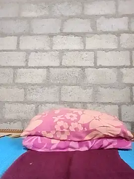 Snapshot of SLNISHU chatting on 06/18/26, 03:38 SLNISHU online show from 06/18/26, 03:38