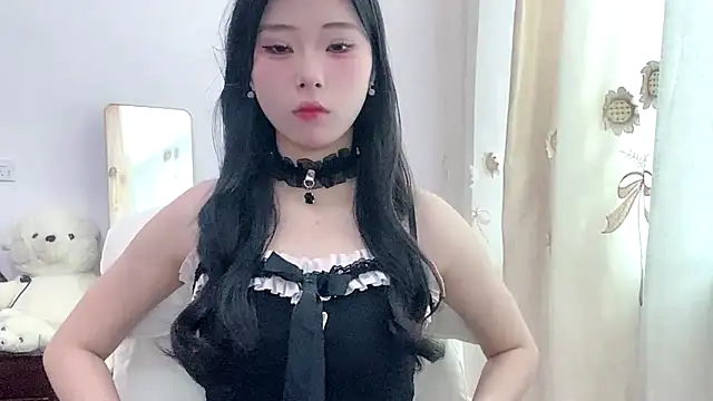 Snapshot of yiyibaby2026 chatting on 04/07/26, 02:35 yiyibaby2026 online show from 04/07/26, 02:35