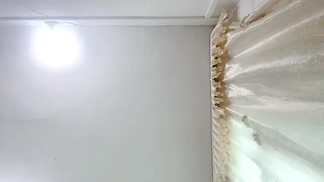 Snapshot of yiyibaby2026 chatting on 04/12/26, 02:04 yiyibaby2026 online show from 04/12/26, 02:04